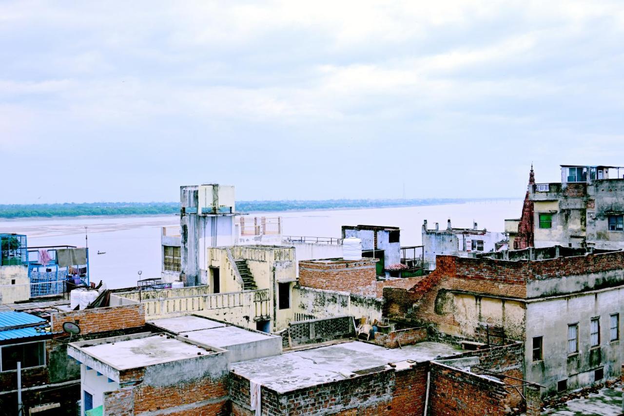 Banaras Rest House Varanasi Exterior photo